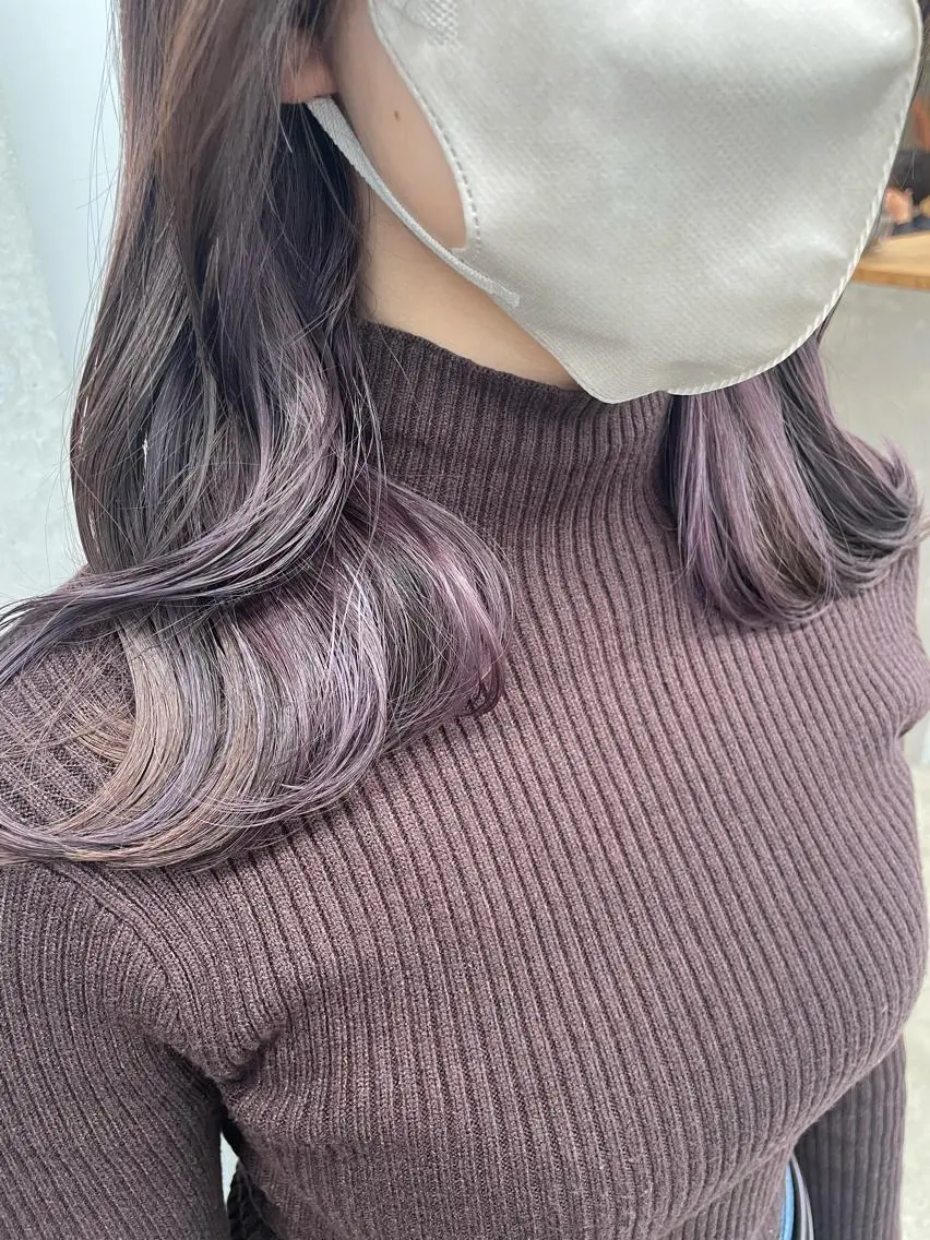 ミディアム カラー yuika .のヘアスタイル