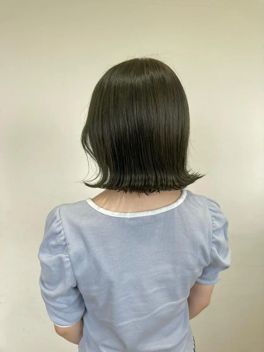 ミディアム ヘアカラー 梅山 美侑のヘアスタイル