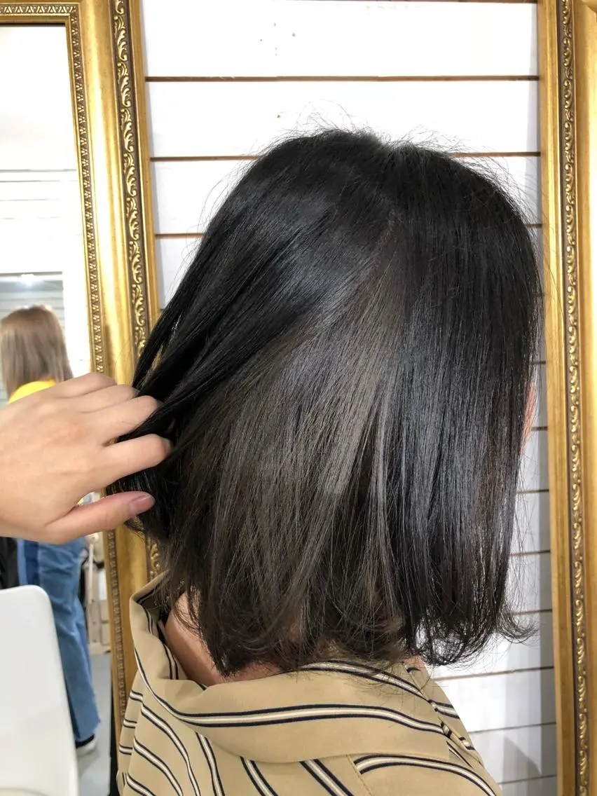 ミディアム カラー ヘアアレンジ グレージュ インナーカラー ヘアカラー 🦋美髪/エクステ 🦋アベイクミのヘアスタイル