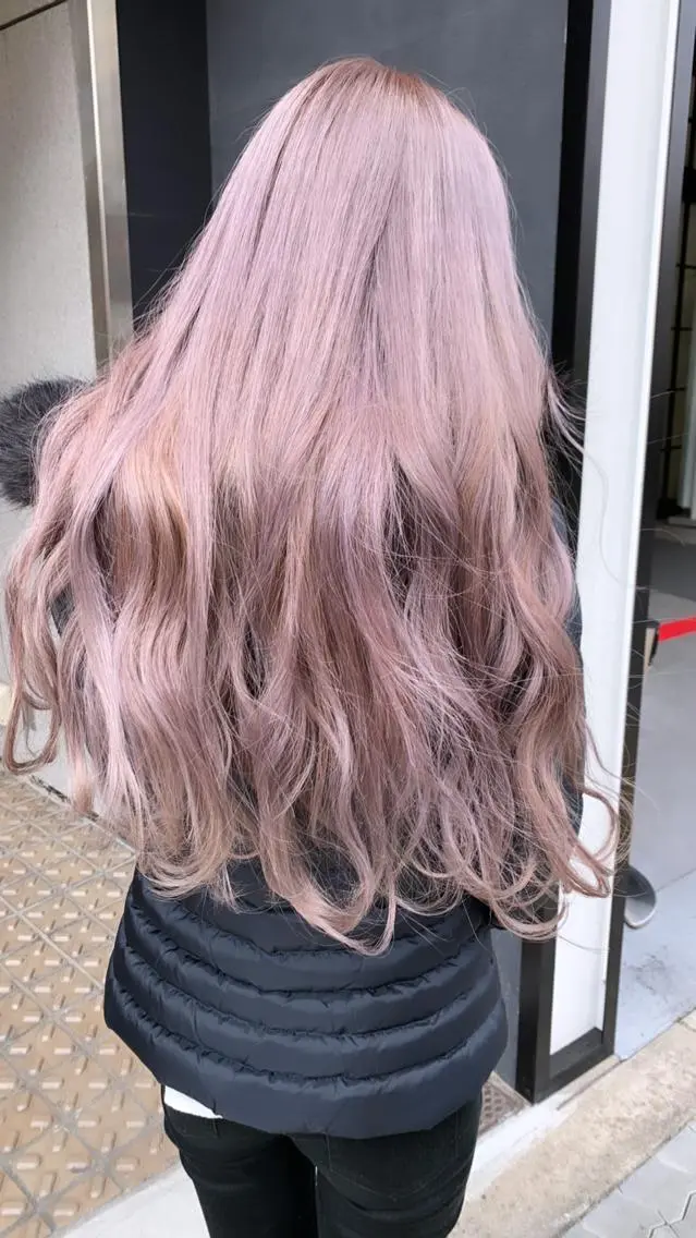 ロング カラー パーマ ヘアアレンジ メンズ キッズ ネイル マツエク・マツパ 酸性ストレート 髪質改善大槻勇樹のヘアスタイル