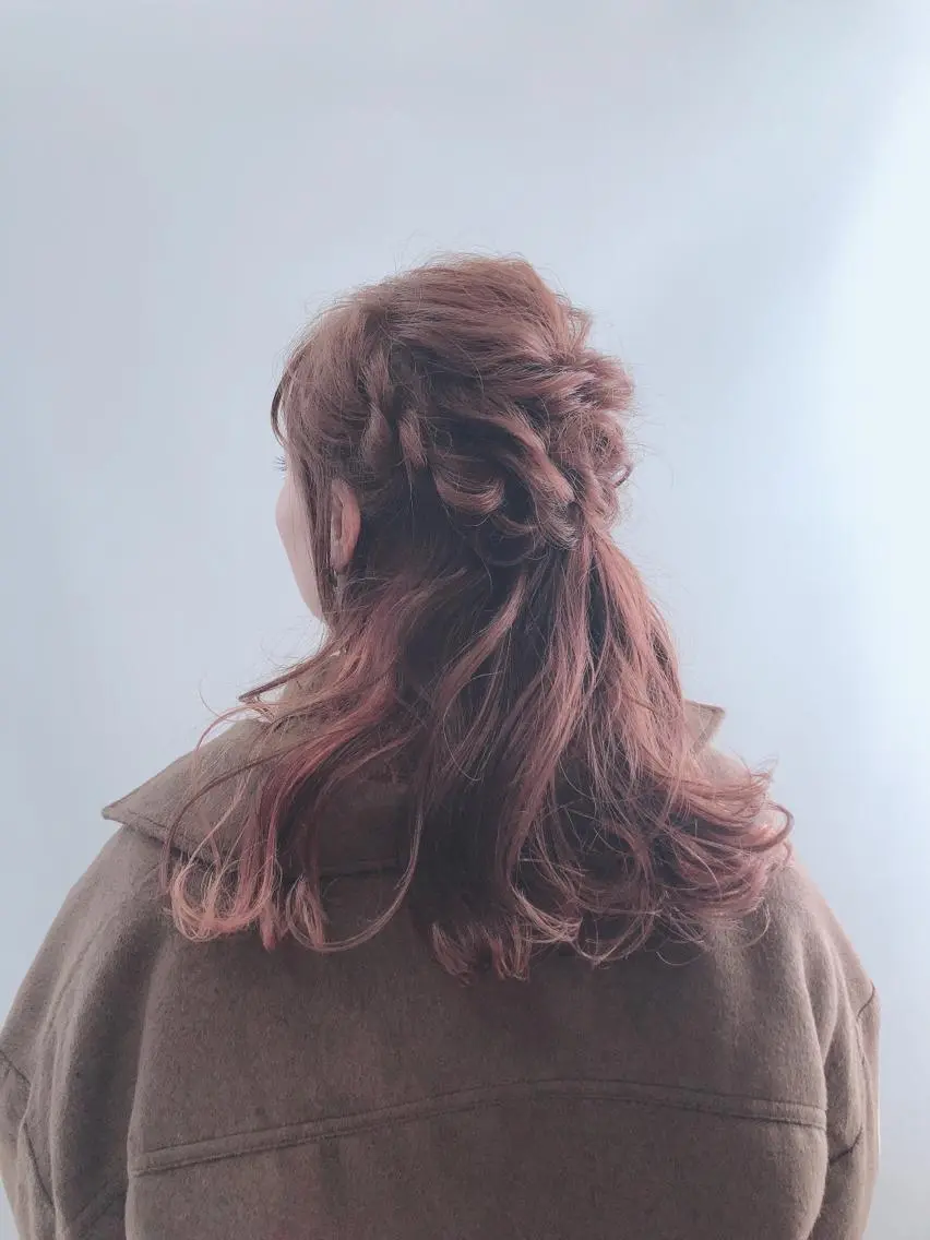 カラー ヘアアレンジ ヘアセット 透明感カラー 山中のヘアスタイル