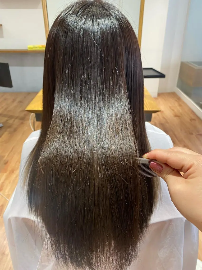 セミロング カラー カット 縮毛矯正 トリートメント ◎モチマル チアキ◎のヘアスタイル