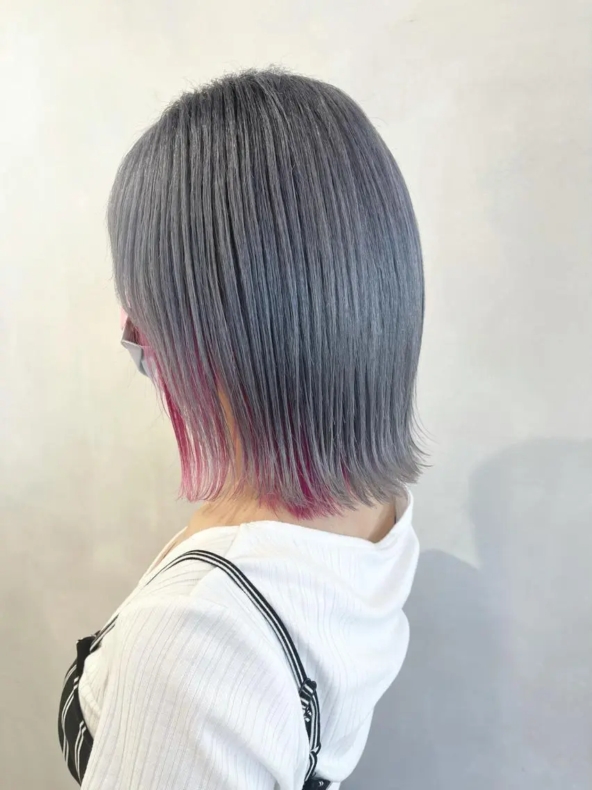 ミディアム カラー ピンクカラー シルバー カット ヘアカラー トリートメント 🦋レイヤーカット ミドリカワ🦋のヘアスタイル