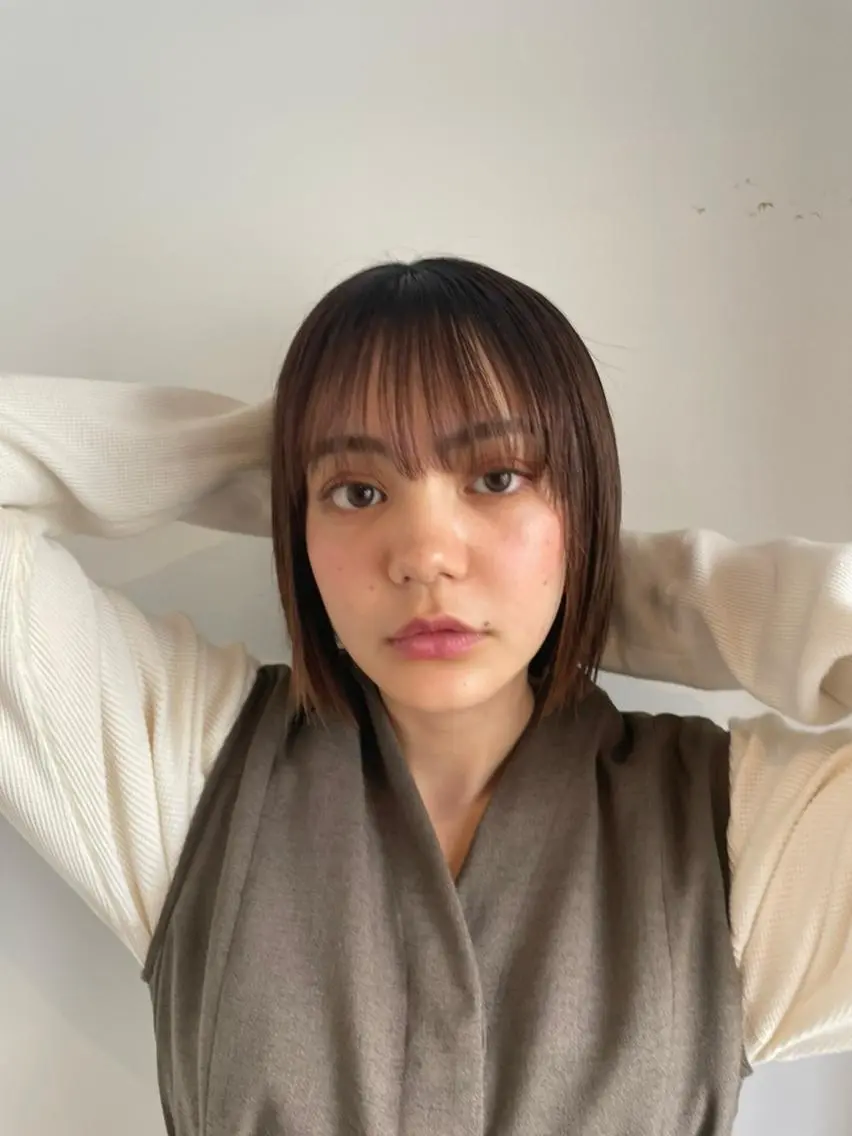 ミディアム パーマ カラー ショートボブ アディクシーカラー ブリーチ ブロンド ブルーカラー カット ヘアカラー トリートメント CEINE【セーヌ】 三軒茶屋のヘアスタイル