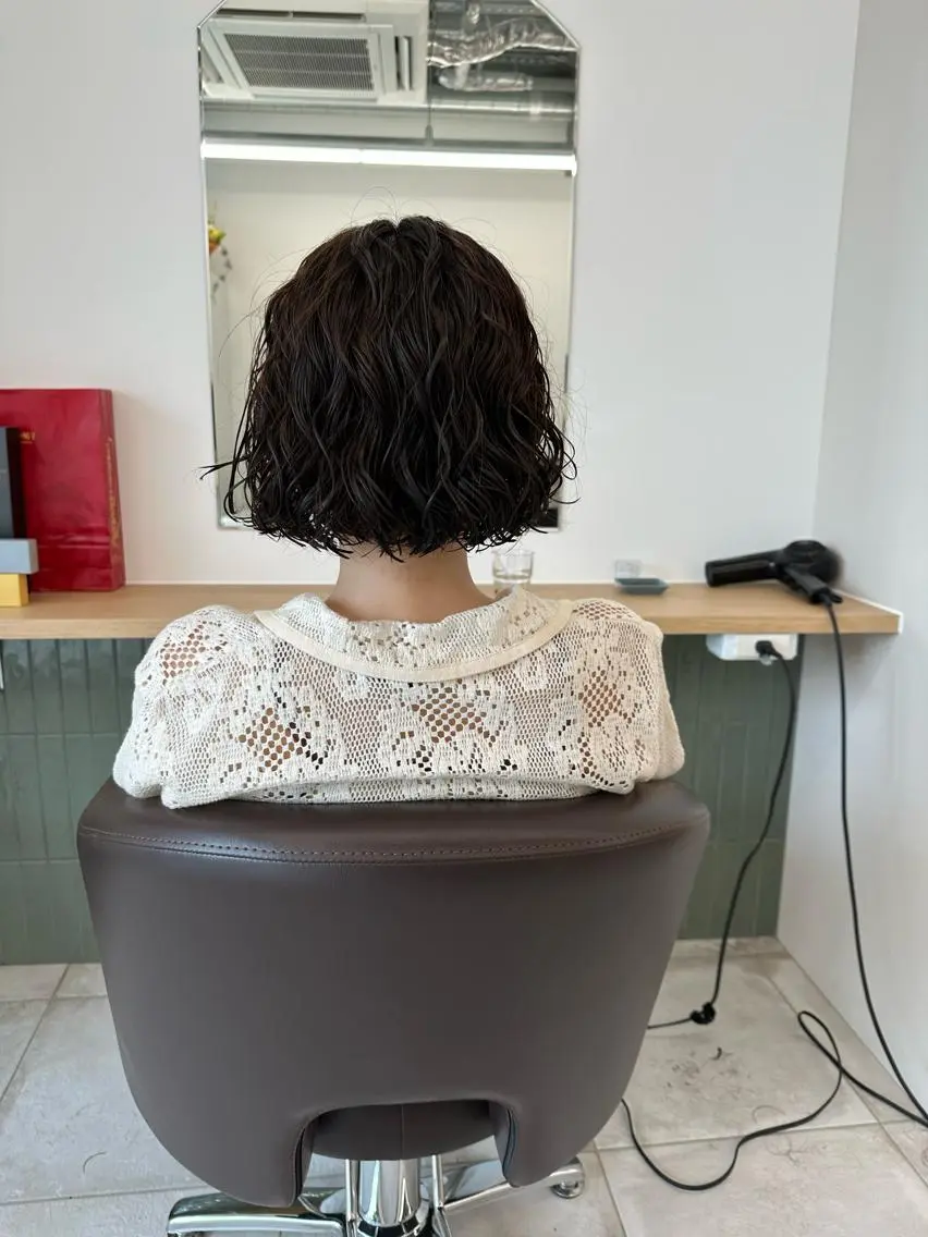 ショート カラー パーマ キッズ カット パーマ トリートメント オトナヘア🌸 harukaのヘアスタイル