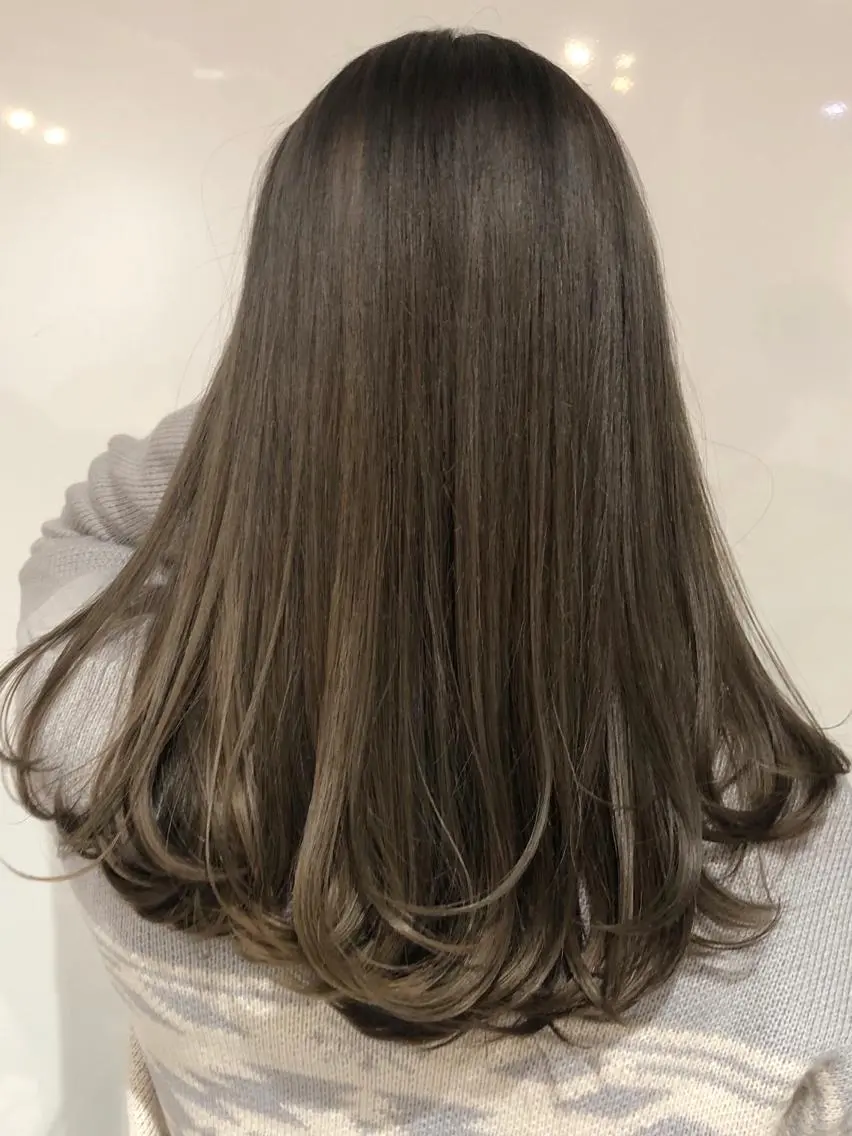 ミディアム カラー ヘアアレンジ 【公式】amble luxe池袋東口🩷のヘアスタイル