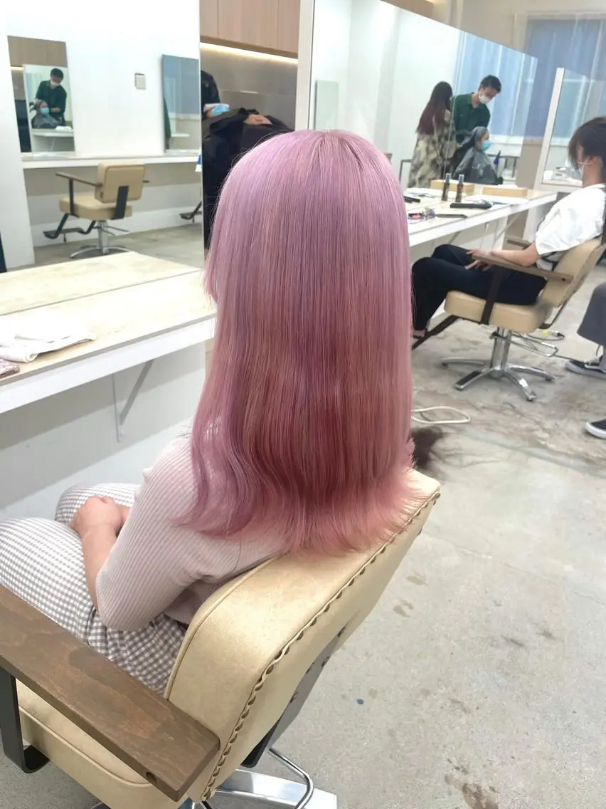 ロング カラー ピンクカラー ✅ケアブリーチ✅ トヨオカ ノブヒデのヘアスタイル