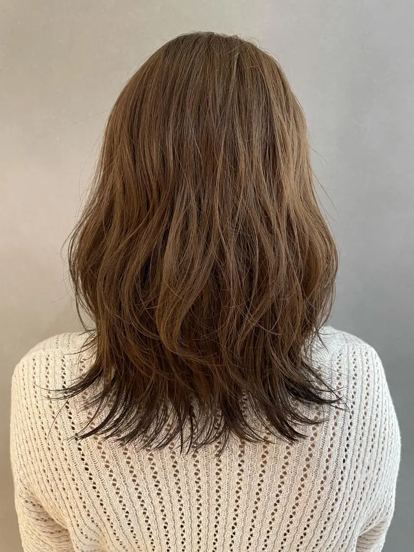 ミディアム カラー ブリーチ ヘアカラー 吉川 夏海のヘアスタイル
