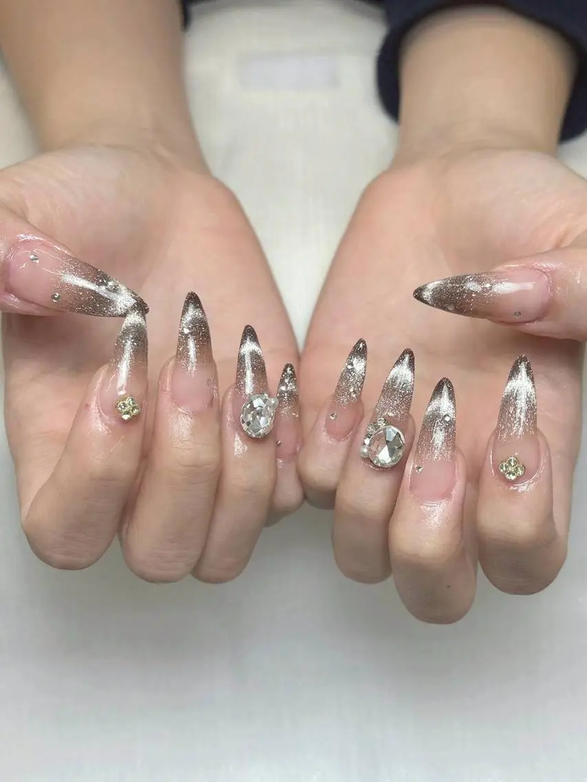 ネイル 持ち込み ハンドネイル Bijou by Mihana.*♱のネイルデザイン