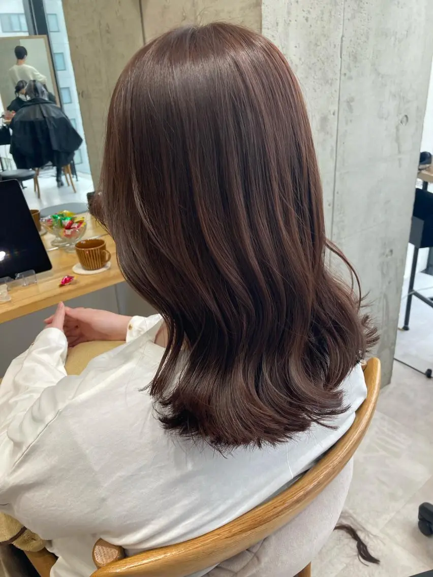 ミディアム ✨色持ちの良い艶 カラー✨蟹江真世のヘアスタイル