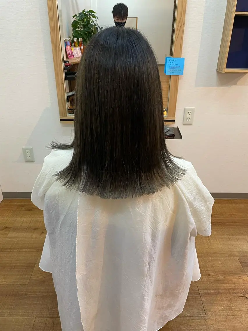 ミディアム SHANDIA 山本悠太のヘアスタイル