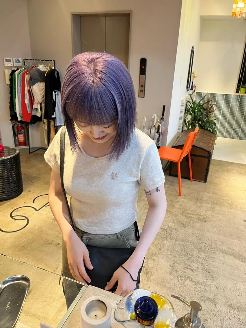 ミディアム カラー ブリーチ ヘアカラー トリートメント 🩷ハイトーン透明感 レイヤー🩷ユリカのヘアスタイル