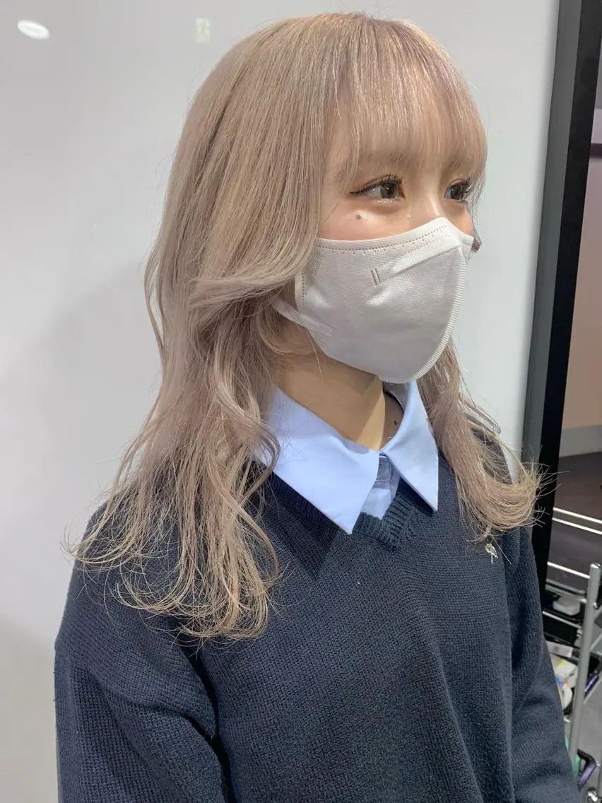 セミロング カラー カット ヘアカラー 🐝 hachi🐝のヘアスタイル