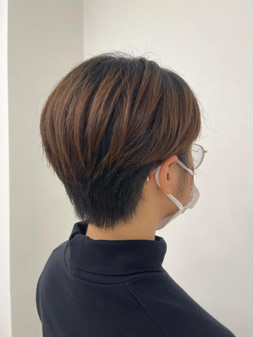 ショート ショートヘア 𝓜𝓮𝓛𝓲𝓟 冨樫果楠のヘアスタイル