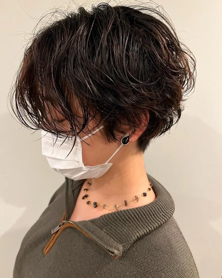 ショート パーマ ミディアムパーマ /癖毛パーマのヘアスタイル