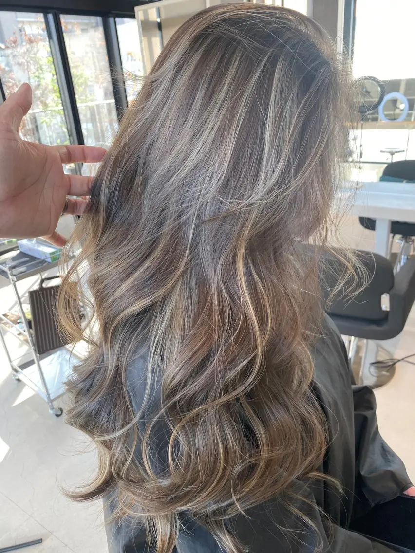 セミロング カラー ヘアアレンジ ネイル マツエク・マツパ アイブロウ ヘアカラー トリートメント 井上 一平のヘアスタイル