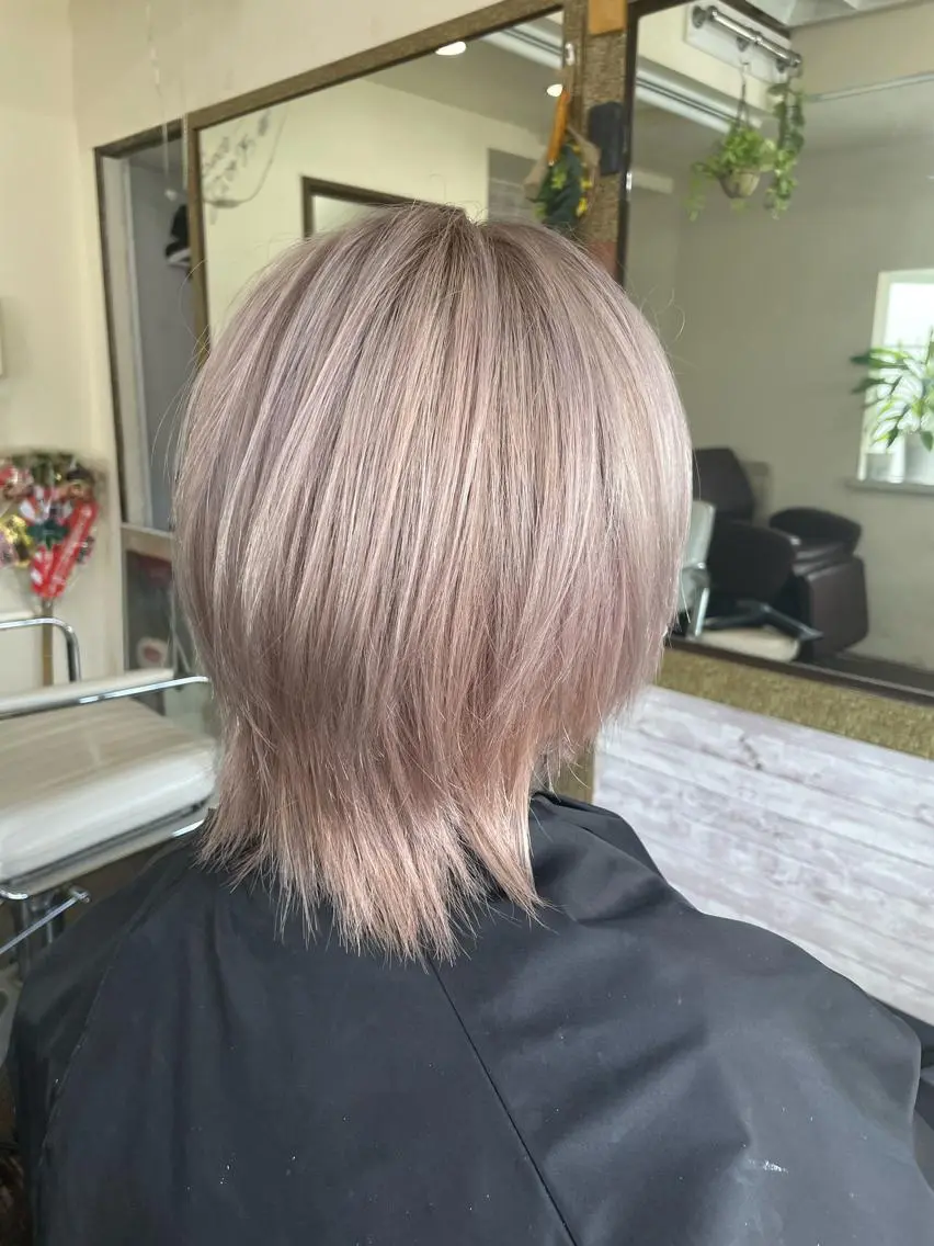 ショート カラー 渡辺 健太のヘアスタイル