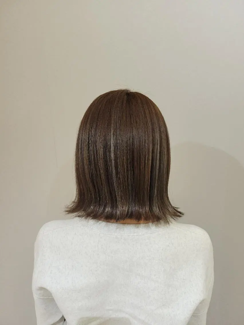 カラー ショート アッシュ ハイライトカラー 3Dハイライト ハイライト 透明感🫧艶カラー✨ レイヤー✂渡辺祐輔のヘアスタイル