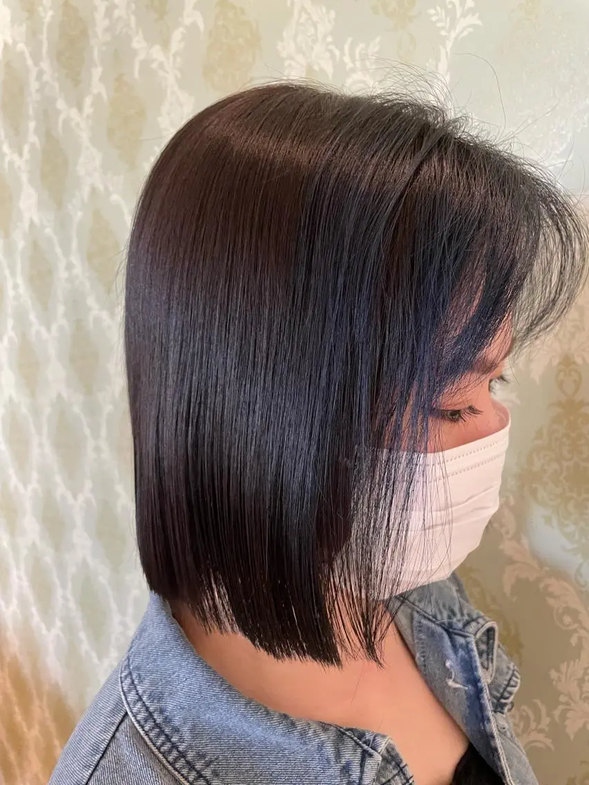 ショート カラー ミストバング ブルーカラー フェイスフレーミング EARTH中島 秋桜久のヘアスタイル