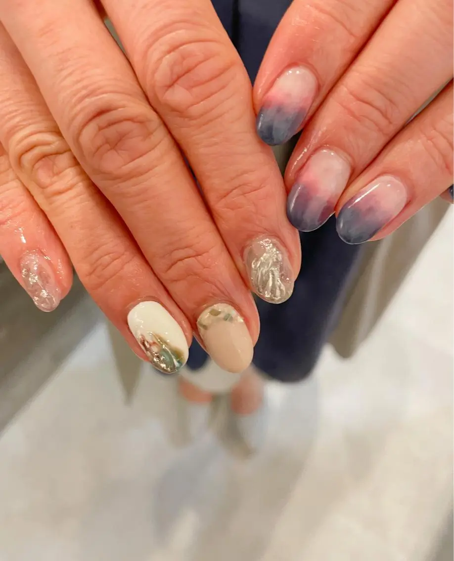 ネイル グラデーション ニュアンスネイル Lira nailのネイルデザイン