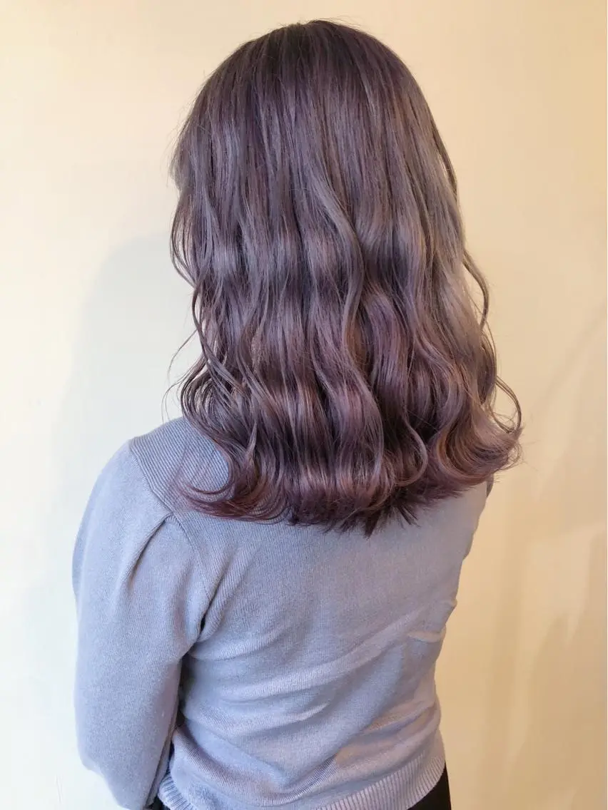 セミロング カラー カット ヘアカラー トリートメント 安藤 佑衣のヘアスタイル