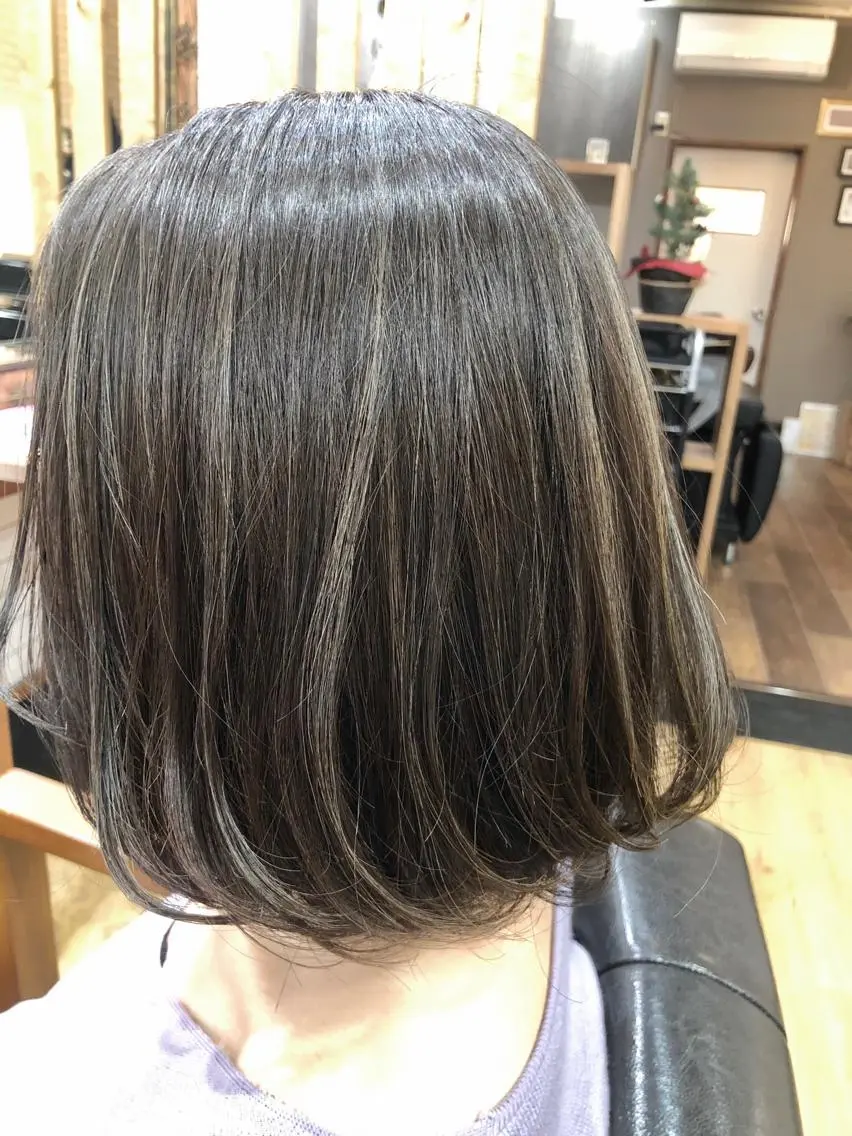 ミディアム カラー ヘアカラー トリートメント THREE 関根大のヘアスタイル