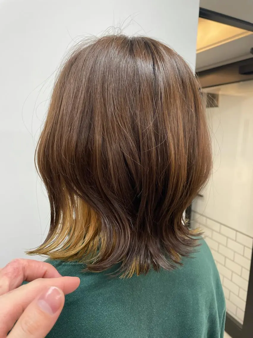 ショート カラー 久永 悠加のヘアスタイル