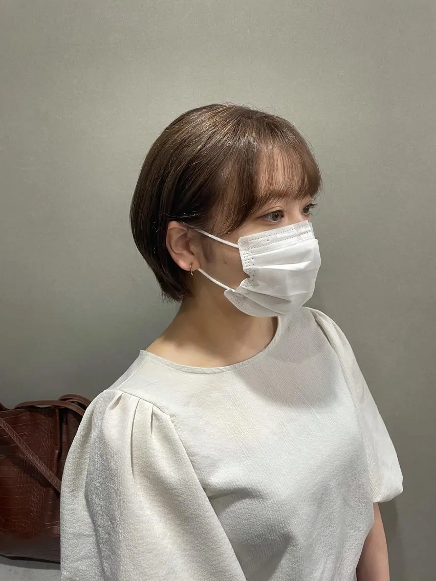 ショート カラー ベージュカラー 浦野 剛志のヘアスタイル