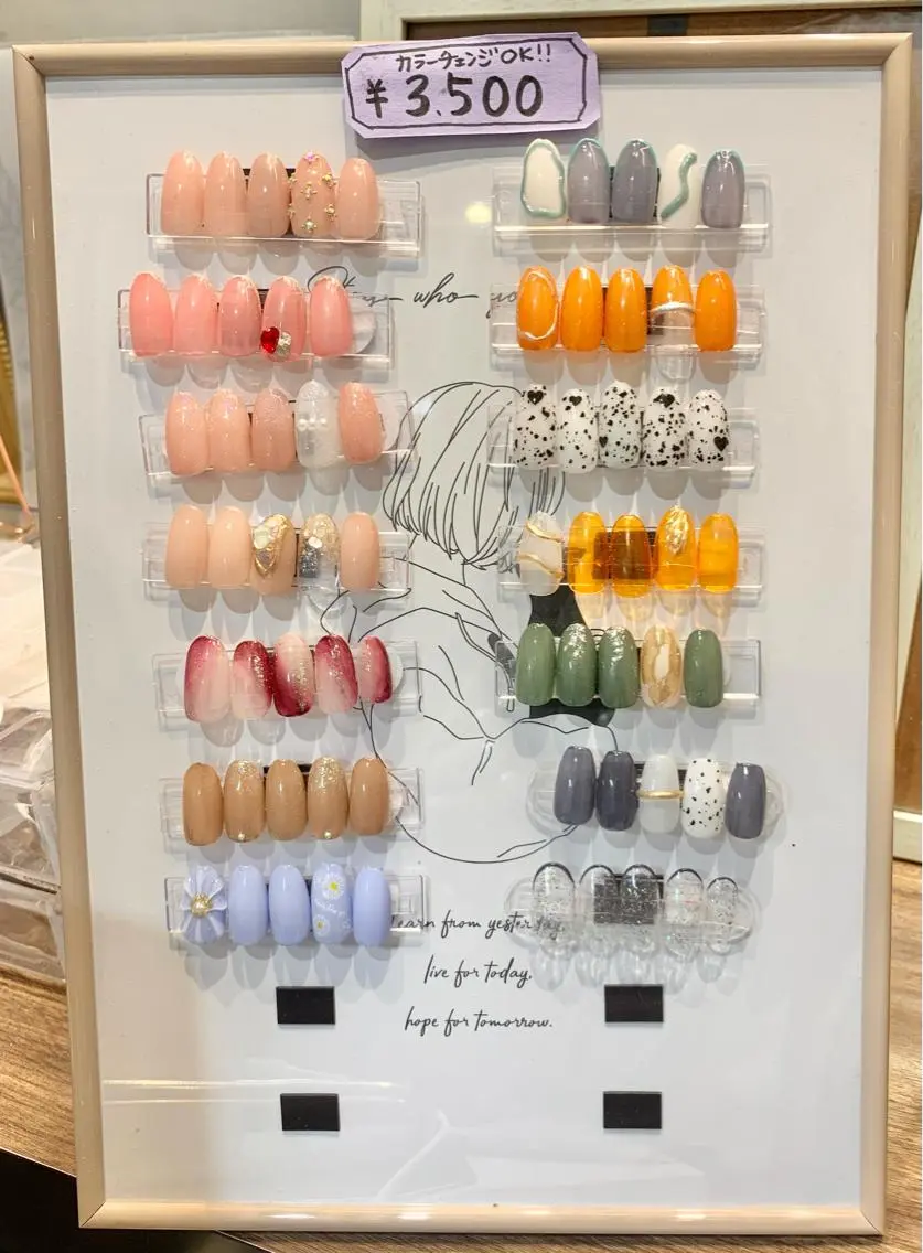 ネイル ハンドネイル うるま市サロン Yuko Izawaのネイルデザイン