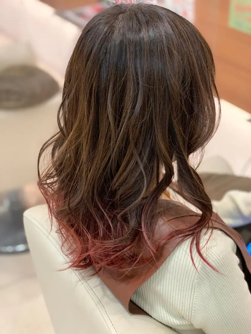 ミディアム カラー パーマ 頭浸浴×似合わせ HolyGrailのヘアスタイル