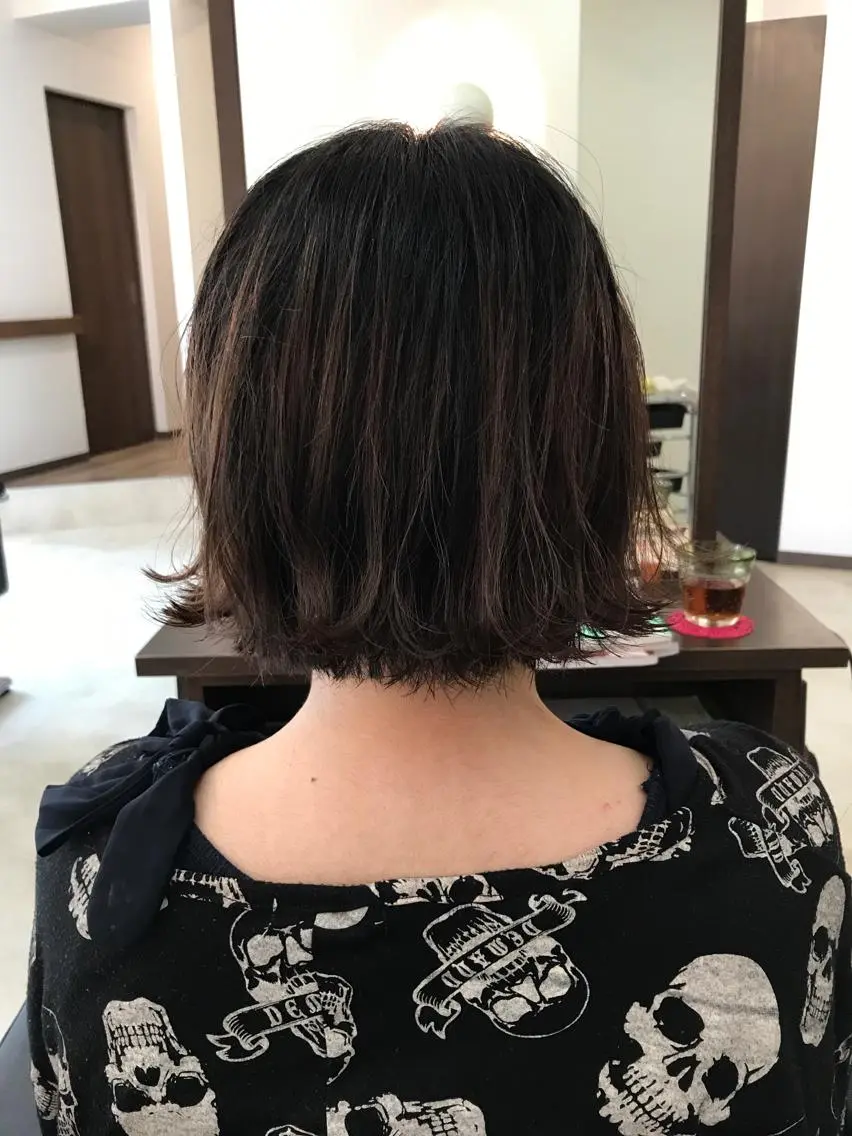 ショート 岡本 智次のヘアスタイル