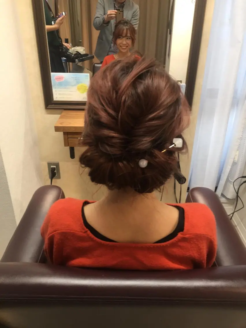 ミディアム カラー パーマ ヘアアレンジ ブリーチ イルミナカラー 髪質改善 トリートメント tuuli トゥーリのヘアスタイル