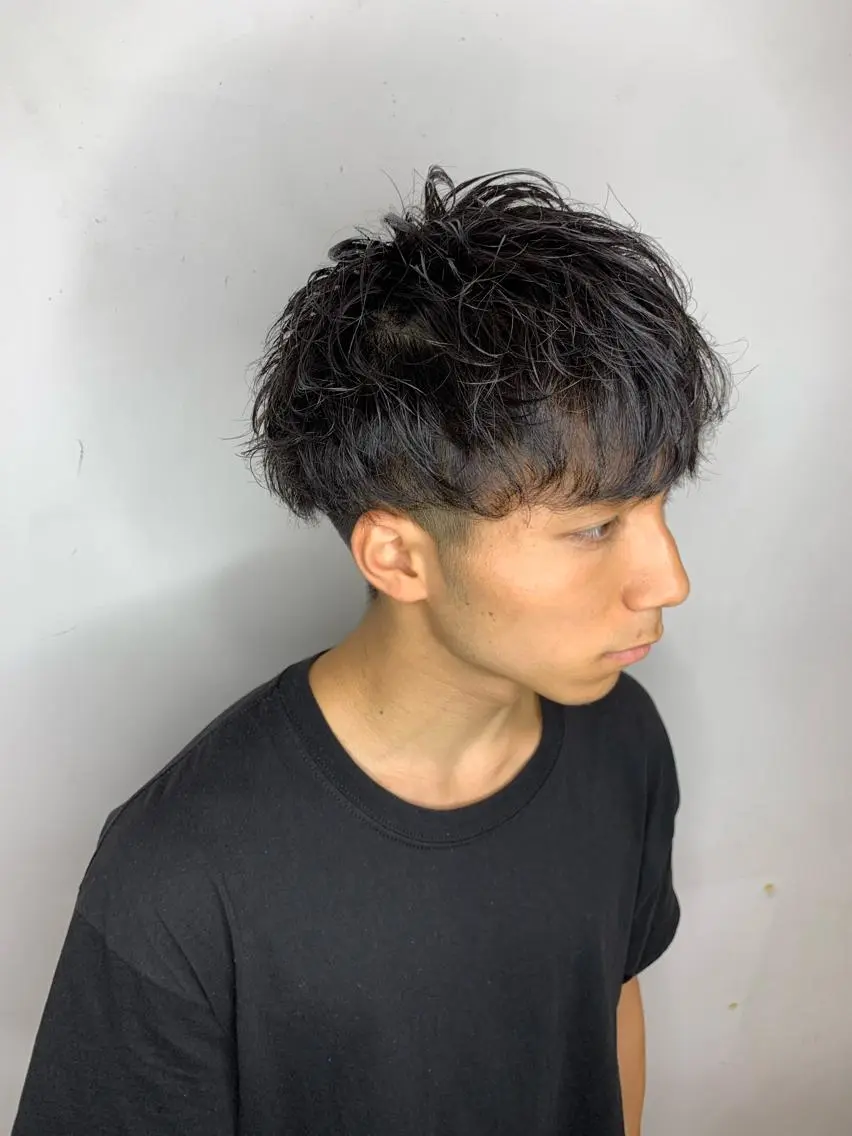 ショート パーマ メンズ メンズパーマ カット ヘアカラー トリートメント メンズ/韓国レイヤー /透明感カラー那須野のヘアスタイル