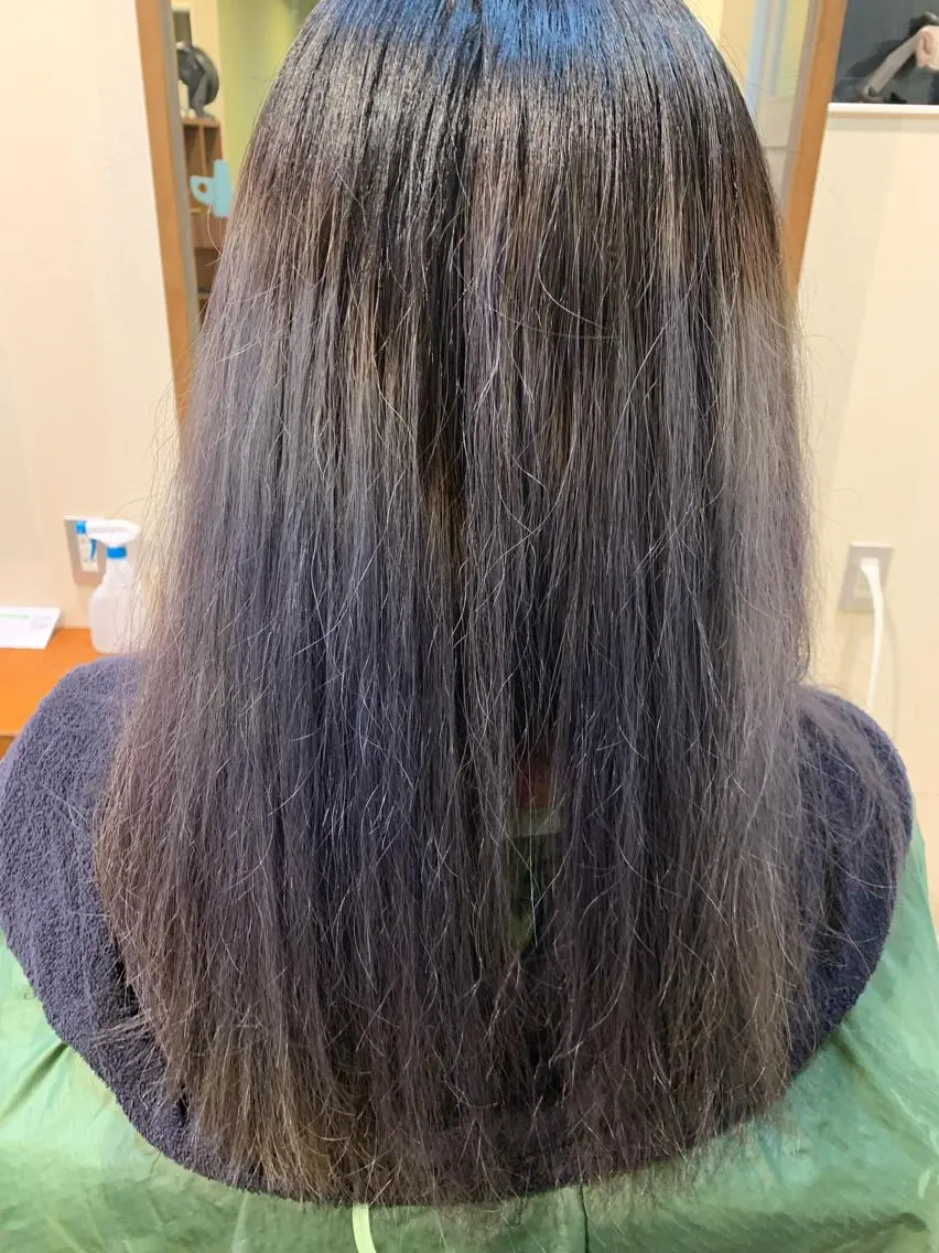 ロング カラー ブリーチ 宇野井 勝太のヘアスタイル