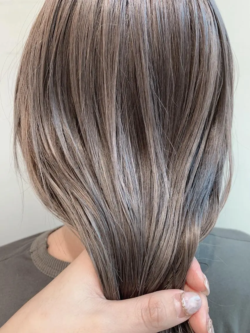 セミロング カラー ブリーチ トリートメント カット ヘアカラー トリートメント 🦖鶴岡 香純🦖のヘアスタイル