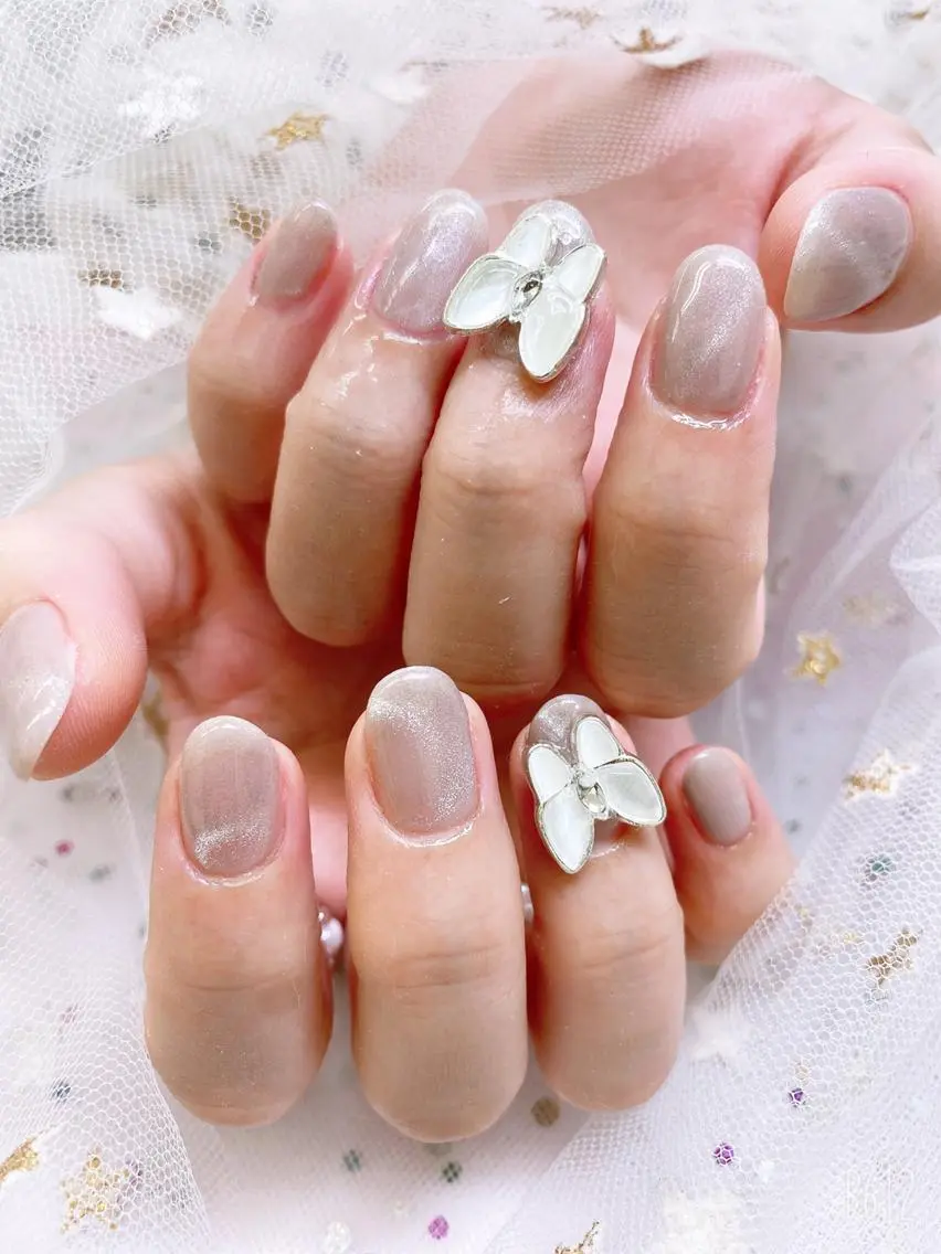ネイル 🦋ネイルサロン ブラン🌈ゆりのネイルデザイン
