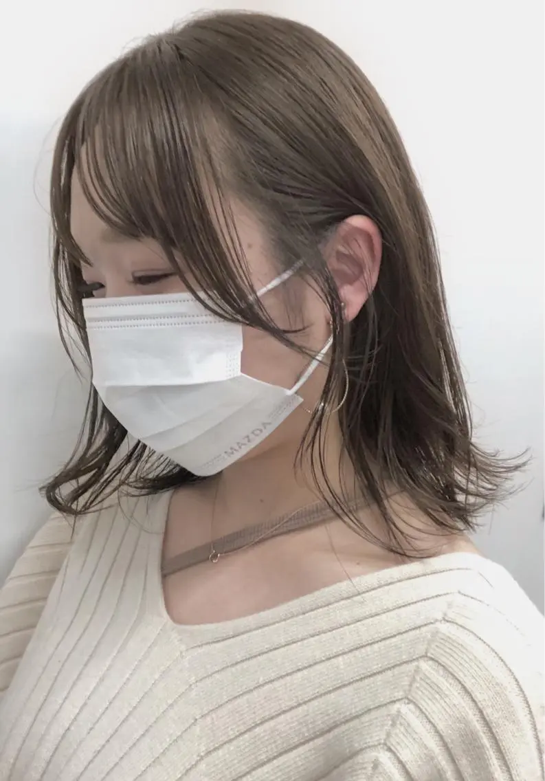 ミディアム カット ヘアカラー トリートメント 三輪 恭平のヘアスタイル