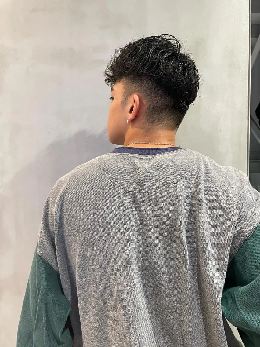 ショート 新宿メンズパーマ ヨモギダのヘアスタイル