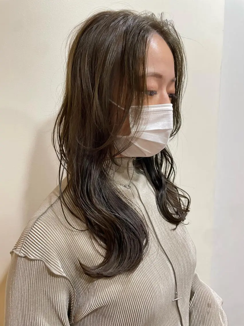 セミロング カラー レイヤー／似合わせ TAKUYAのヘアスタイル