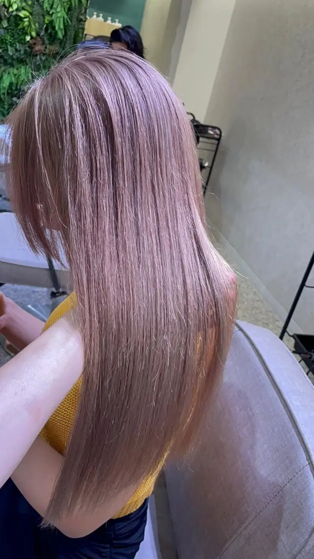 ロング TIGRE for hairのヘアスタイル