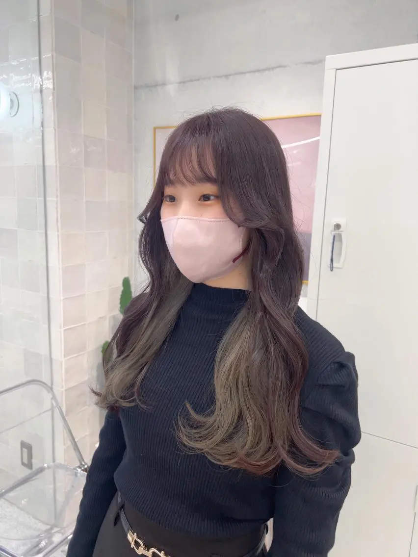 ロング カラー ブリーチ 透明感カラー インナーカラー ブリーチなしカラー 韓国風ヘア 韓国ヘア☁️ mitsukiのヘアスタイル