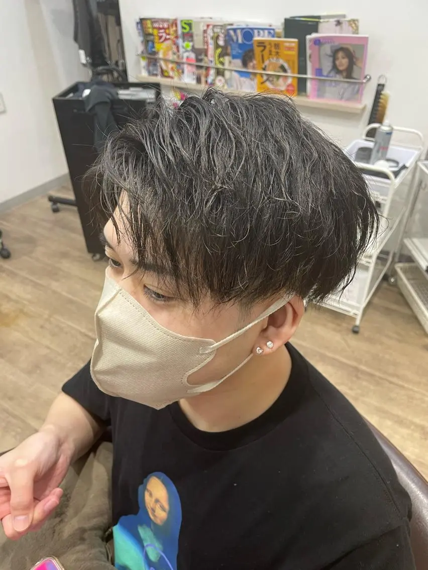 ショート メンズ 佐々木 浩之のヘアスタイル