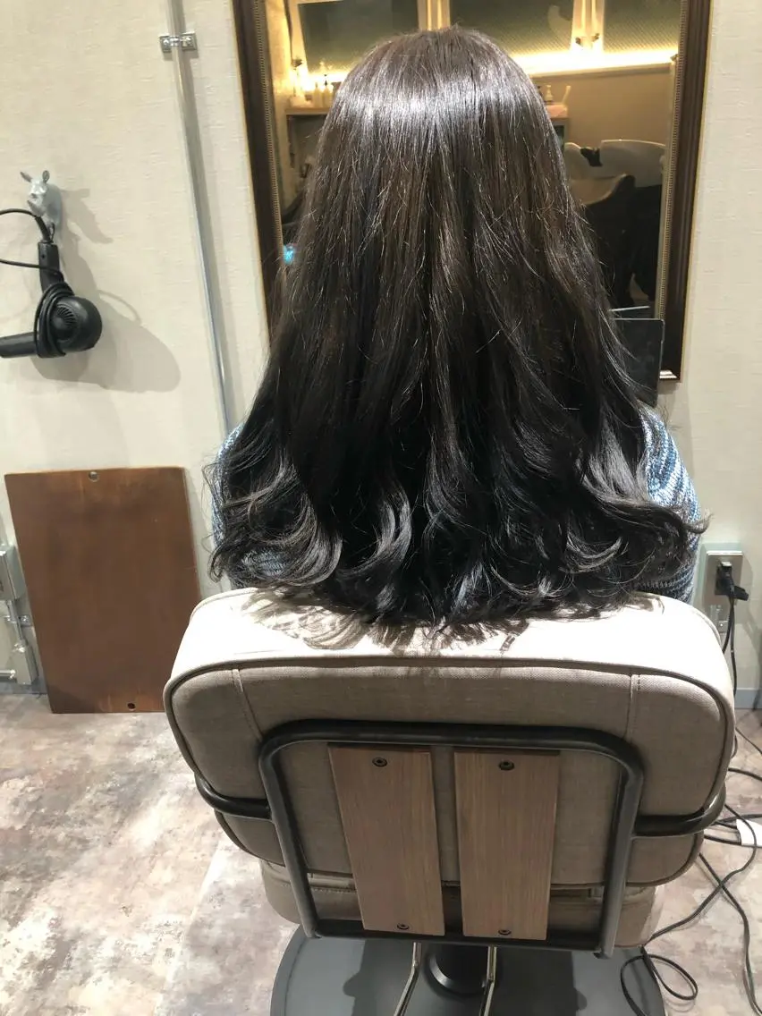 セミロング 北崎 えりのヘアスタイル