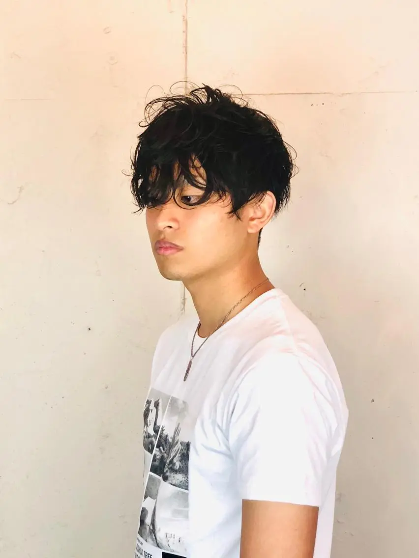 ショート メンズ メンズパーマ ツーブロック 桐原 竜也のヘアスタイル