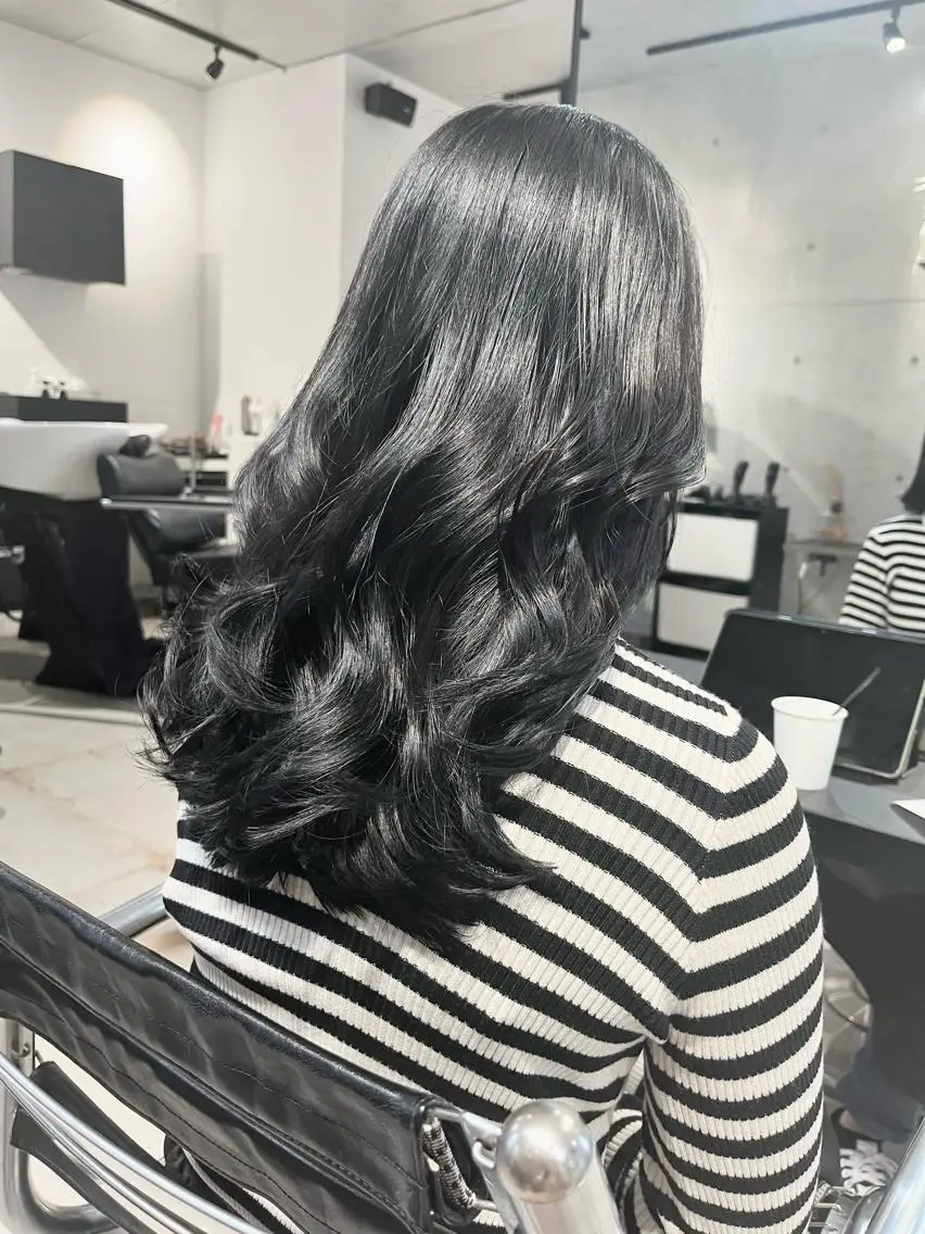 セミロング カラー パーマ ヘアアレンジ カット ヘアカラー トリートメント 透明感/オリーブ/ グレージュ/YUKAのヘアスタイル