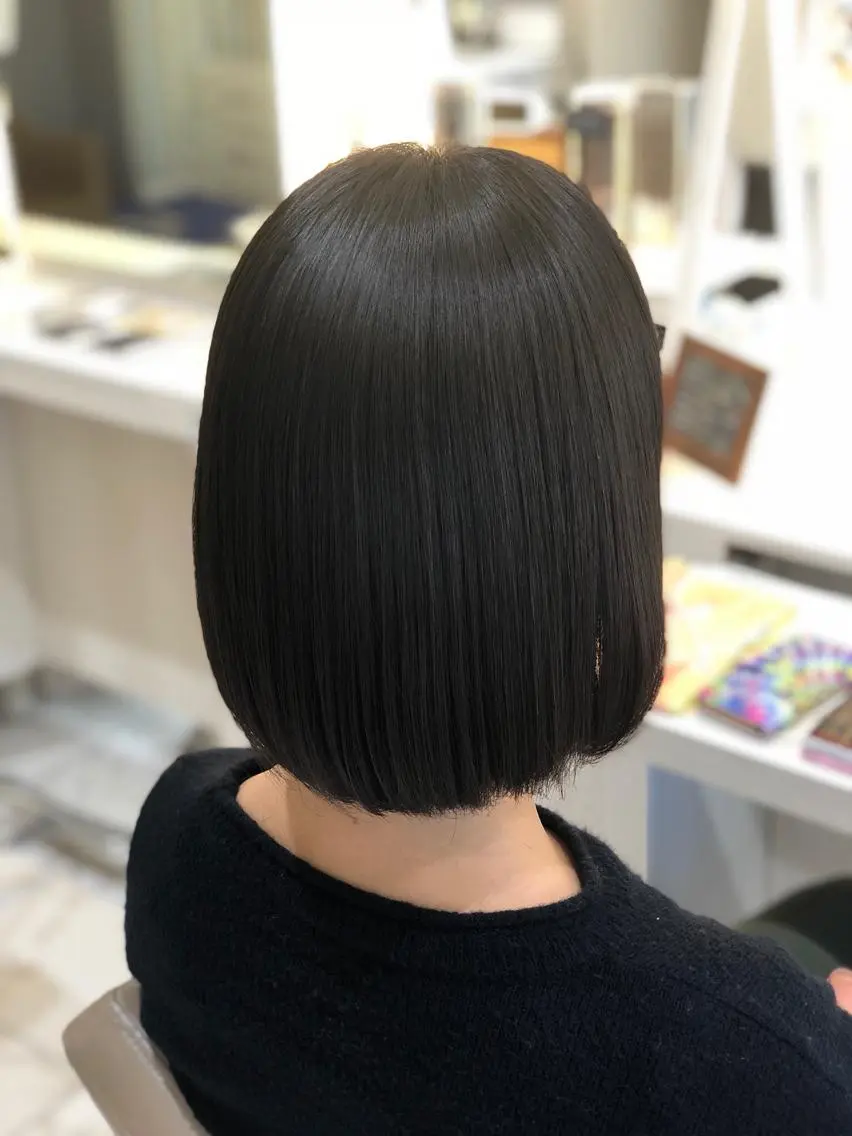 ショート パーマ 縮毛矯正 ストレートパーマ 安井　昴 💫ブリーチ縮毛矯正のヘアスタイル