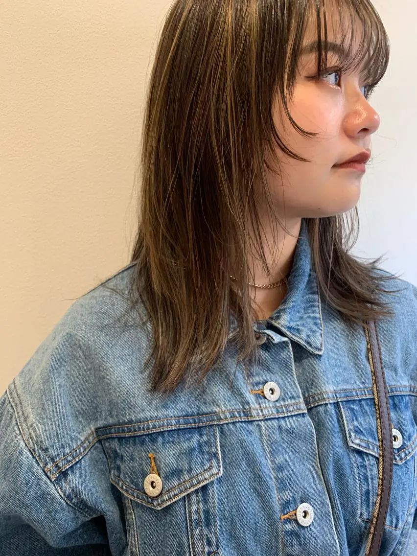 カラー ベージュカラー ブリーチ ダブルカラー ハイライトカラー ハイトーンカラー カット MARU パーマ/レイヤーのヘアスタイル