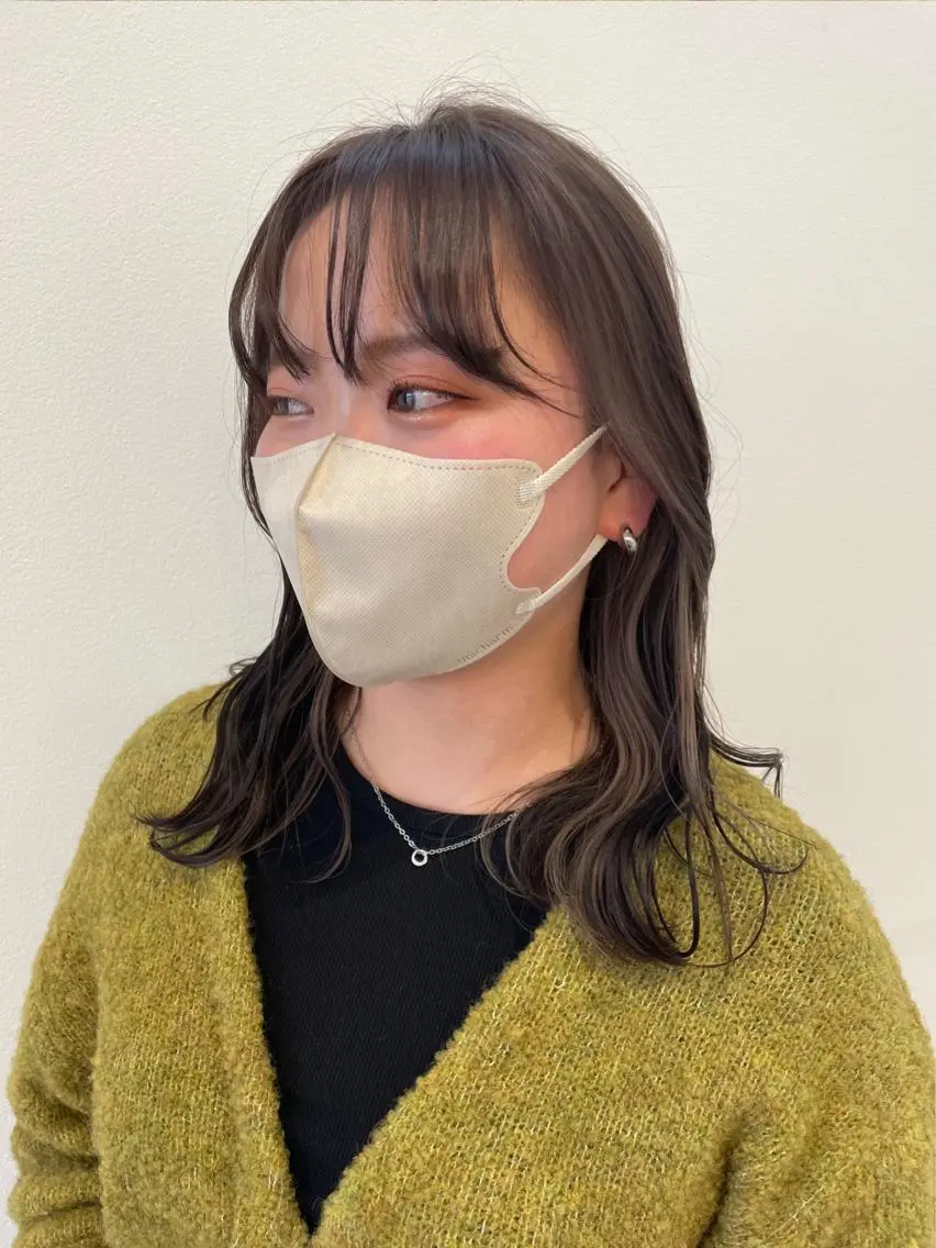 ミディアム カラー 大西 暦のヘアスタイル