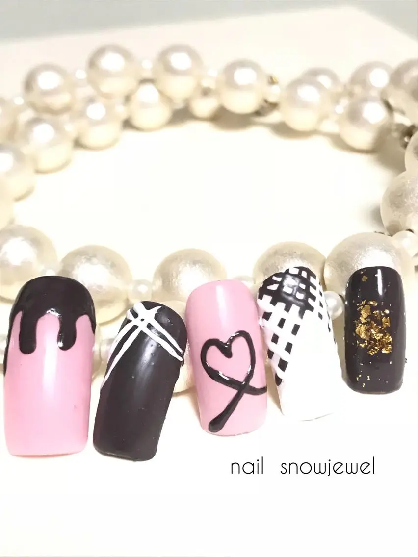 ネイル バレンタイン nail snowjewelのネイルデザイン