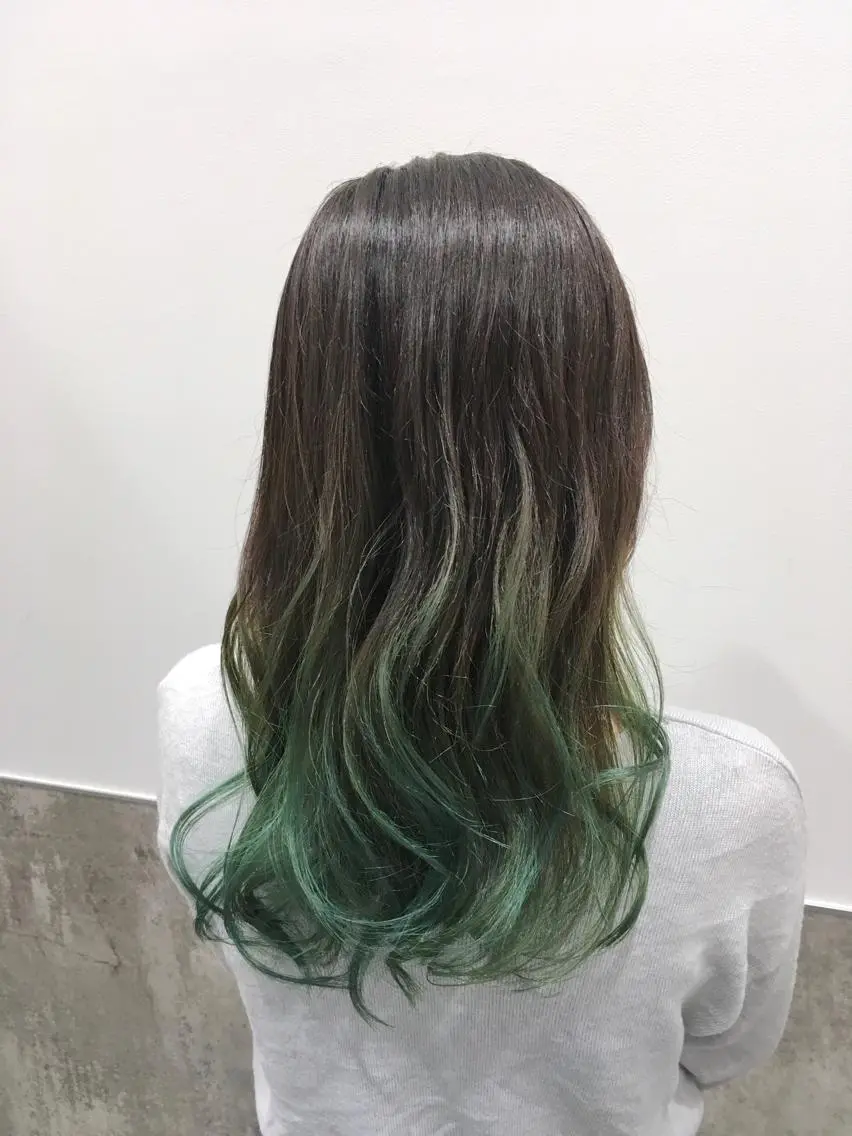 ロング カラー グラデーションカラー ヘアカラー トリートメント ヘアセット yoshi ☆のヘアスタイル